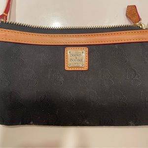 Dooney & Bourke wristlet